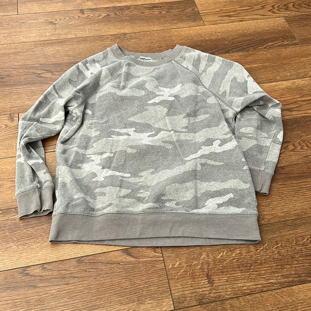 American Eagle Swearshirt